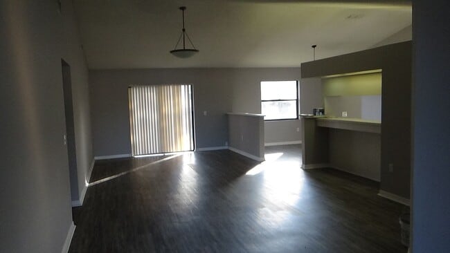Photo - 2Bedroom 2 bathroom in Lakeland