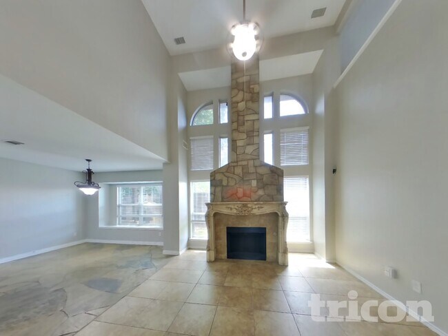 Photo - 220 Flatwood Dr