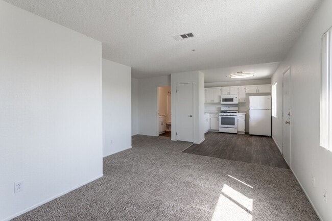 Photo - Golden Sands Apartments