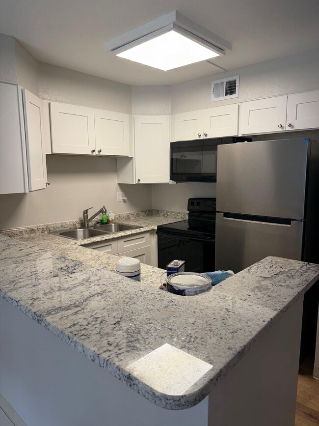 Photo - BEAUTIFULLY UPDATED CONDO POOL VIEW PERFECT LOCATION Unit 109