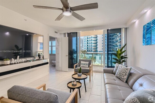 Building Photo - 2501 S Ocean Dr Rental