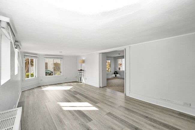 Photo - 531 Taylor Ave Townhome