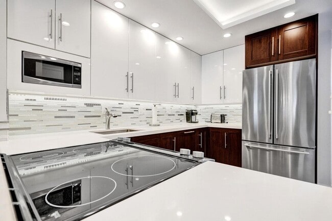 Photo - 450 Paradise Isle Blvd Unit 204