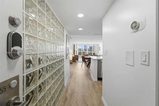 Photo - 1717 N Bayshore Dr Unidad A-2655