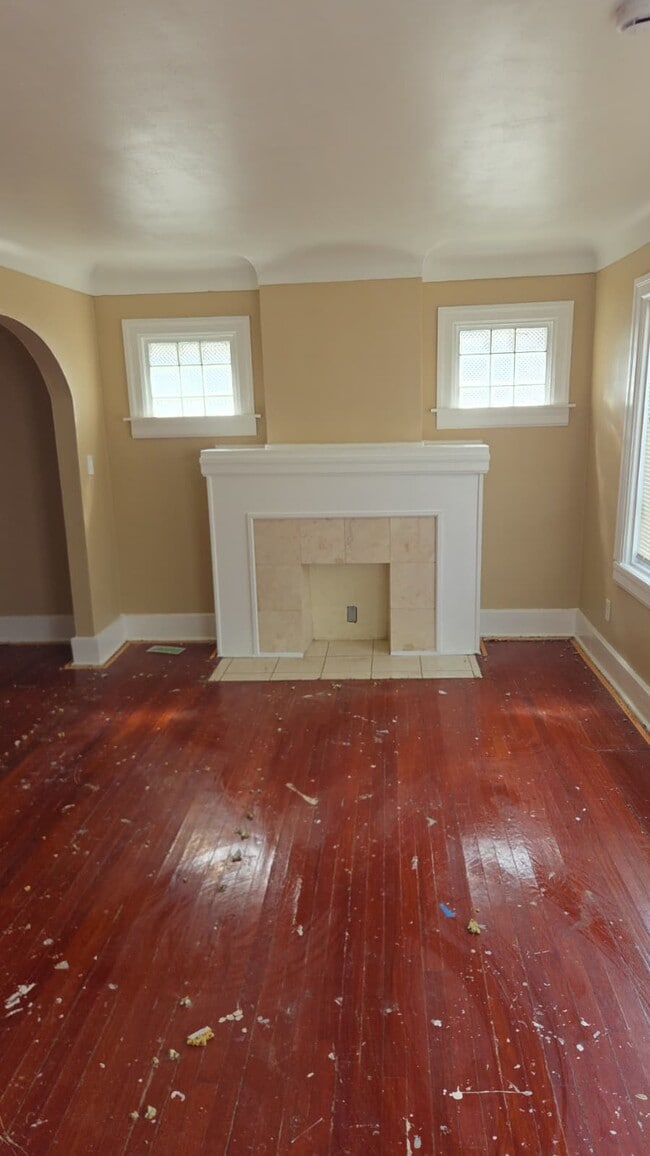 Photo - 9124 Manor St