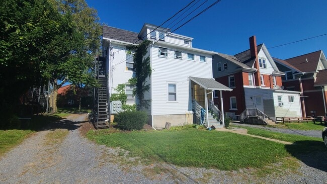 712 W College Ave Unit 712-3