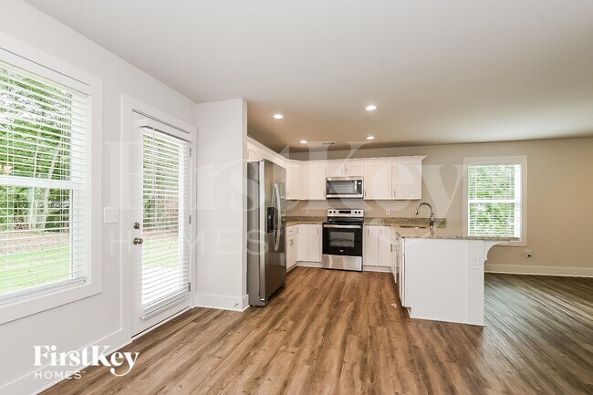 Photo - 6955 Overton Cir