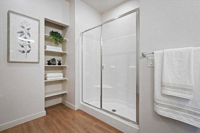 Built-in Shelves - Acero Eastmark