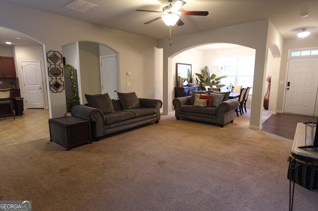 Photo - 9775 Ivey Ridge Cir