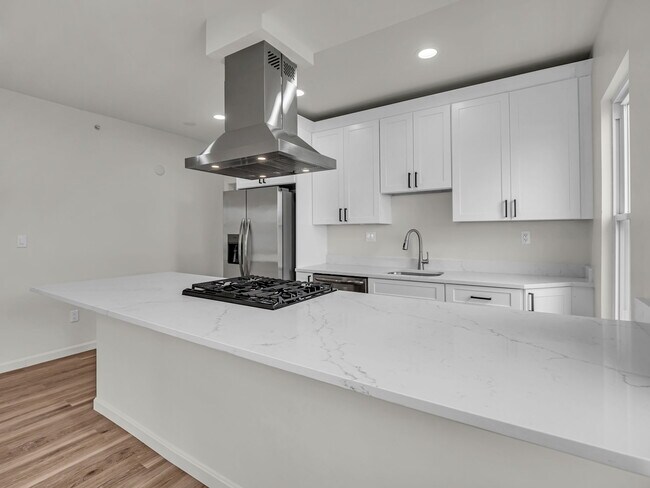 Photo - 12 Alpine St Unit 1