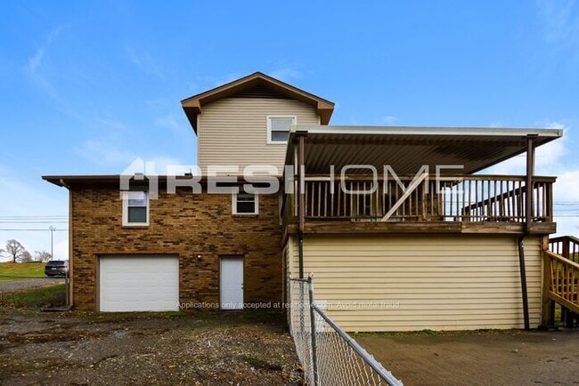 Photo - 2592 Fairview Blvd