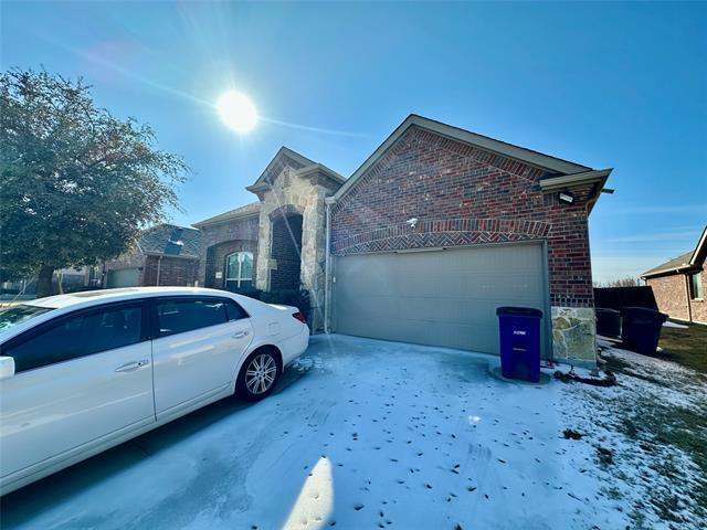 Photo - 16205 Weymouth Dr