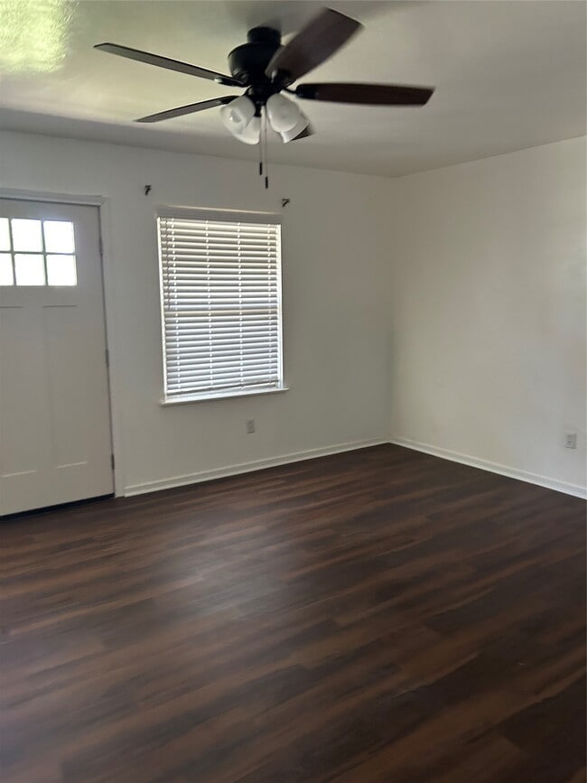 Photo - 5522 Thrush Dr
