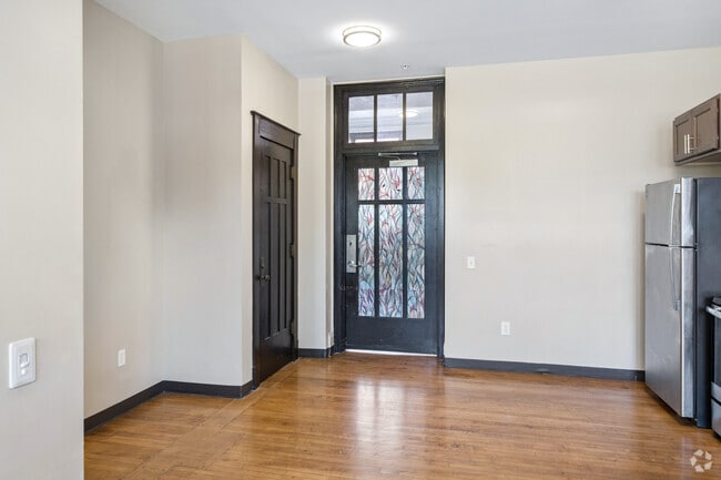 1BR, 1BA - 650SF - Dining Room - Washington Senior Apartments