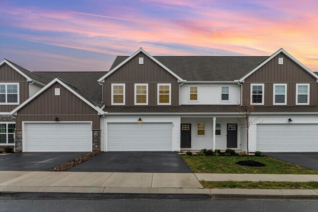 Photo - 7870 Briarwood Dr