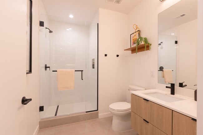 Photo - The Mitchell