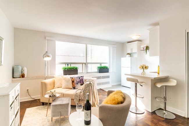 Building Photo - Avenue Park Apartments Unit 00404