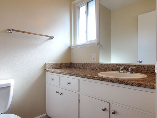 Photo - 661 Nello Dr Unit 4