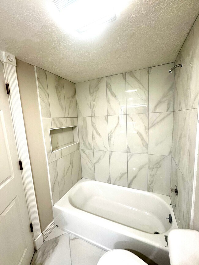 Photo - 1598 N 500 W
