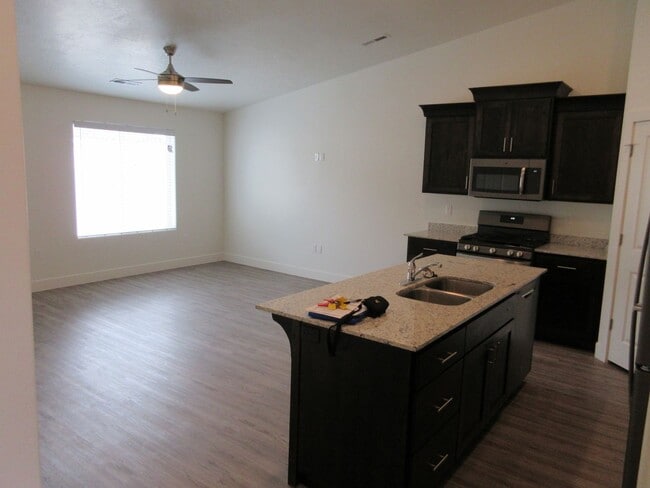Photo - 2154 N 550 W
