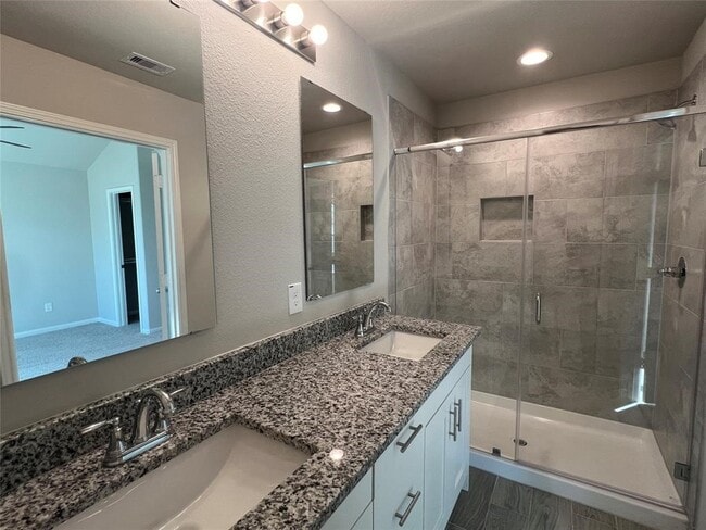 Photo - 9006 Intervale St