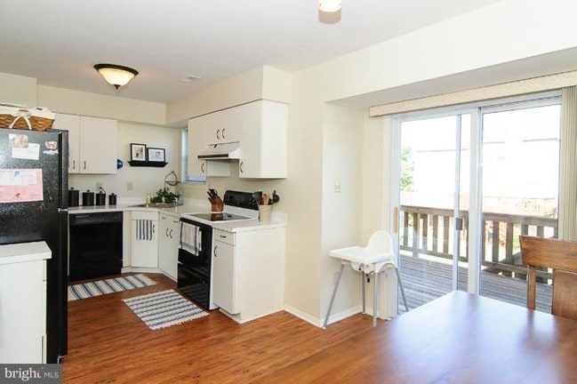 Photo - 7707 Old Woodstock Ln