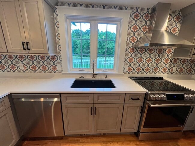 Photo - 243 Dudley Rd