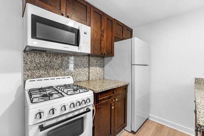 Photo - 4561 Lake Ave Unidad 9