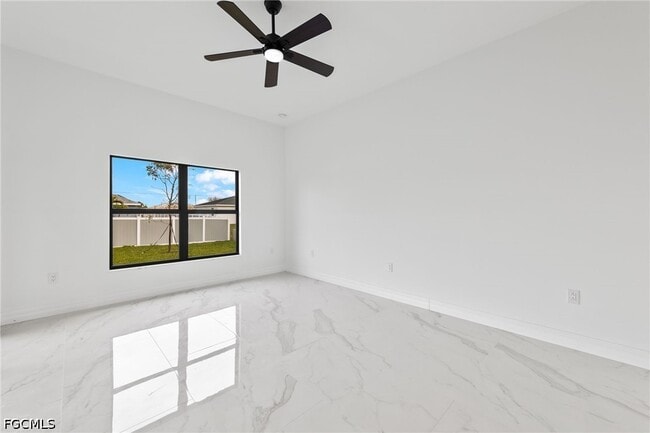 Photo - 2208 Nelson Rd N