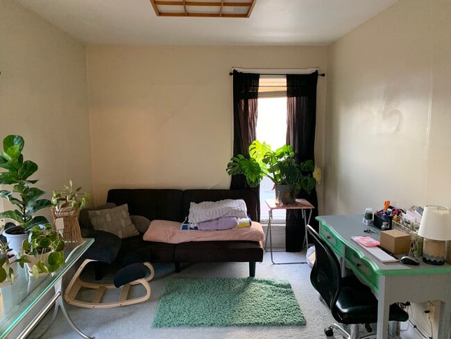 Photo - 114 N Main St Unit 2 Bed Upper