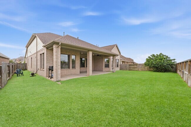 Photo - 21723 Albertine Dr