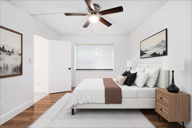 Photo - 15813 W Waterside Cir Unit 206