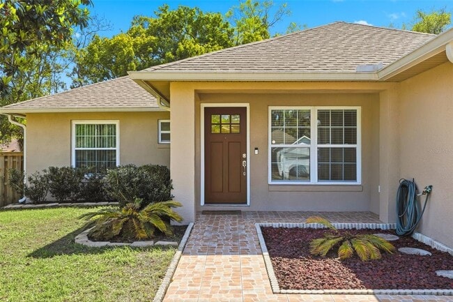 Photo - 125 W 5th St