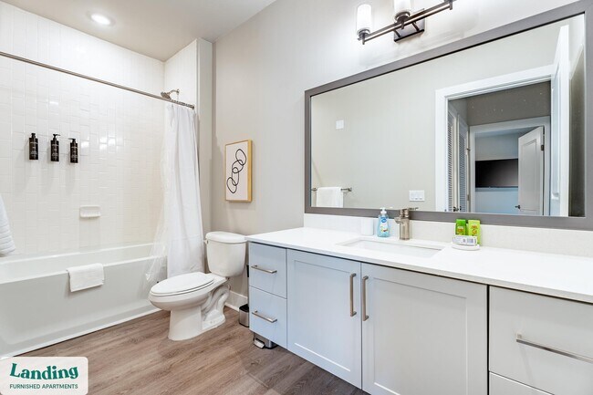 Photo - 300 E Broad St Unidad 450