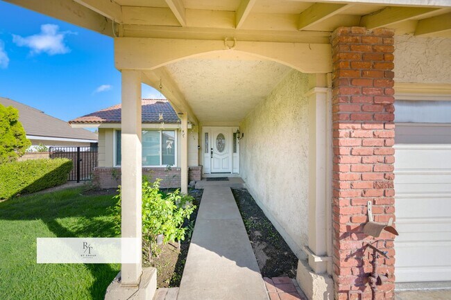 20112 Divino Dr