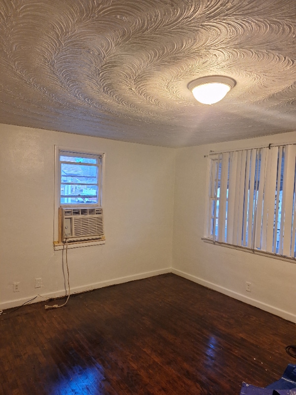 Photo - 2315 Bolton St