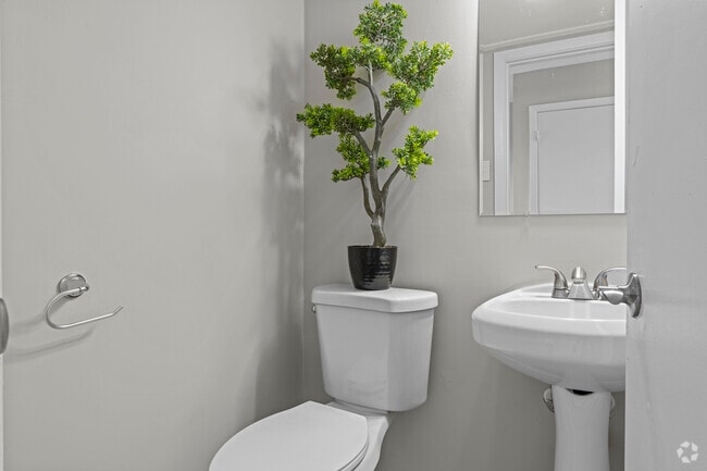 2BR Townhome