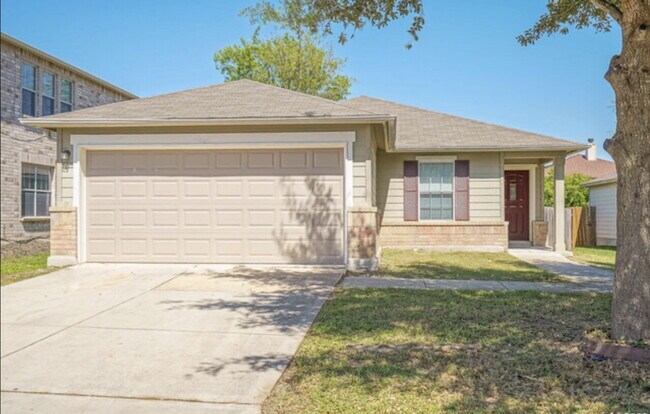 Photo - "Charming 3-Bed Retreat in San Antonio with Modern Granite Touches!"