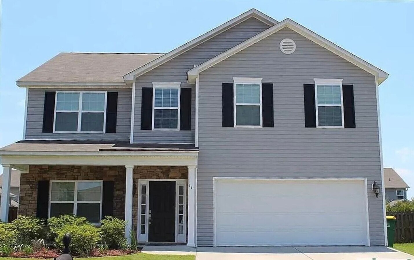 Photo - 30 Chestnut Oak Dr House