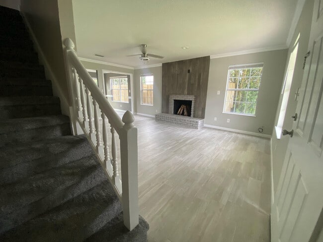 Photo - 2521 Georgetown Ln