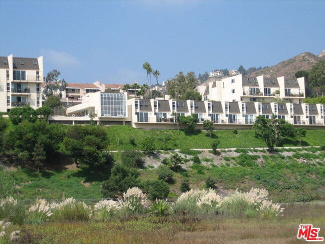 Photo - 23901 Civic Center Way Unit D238