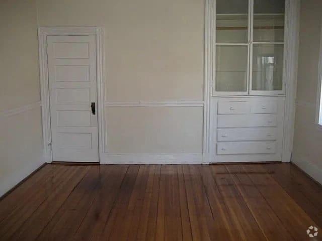 Building Photo - 35 Waverly St Rental