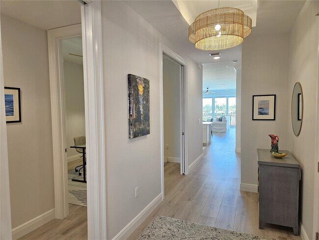 Photo - 503 S Tamiami Trl Unit 301