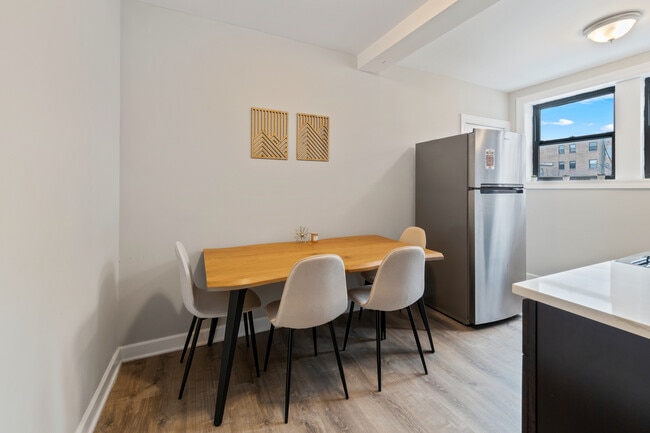 Photo - 6439 N Hamilton Ave Unit 2C