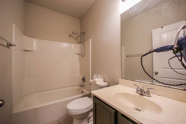 Photo - 2318 Northern Great White Ct