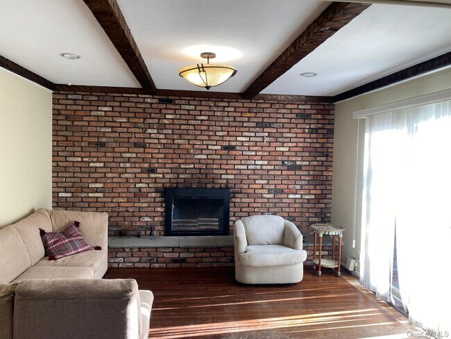 Photo - 100 Kings Ave