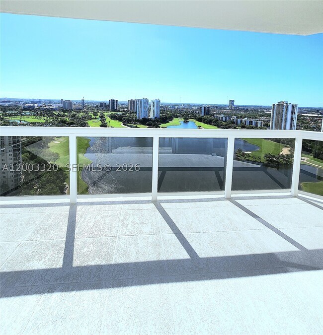 Photo - 20185 E Country Club Dr Unit 2505