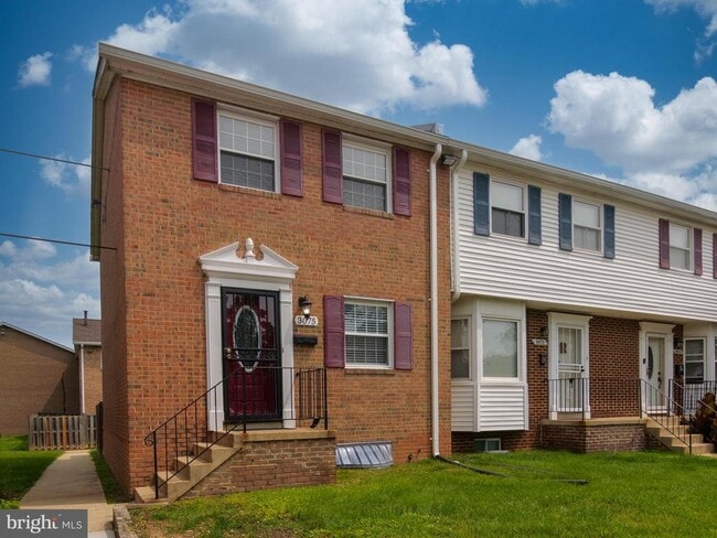 Photo - 3075 Sunset Ln Townhome