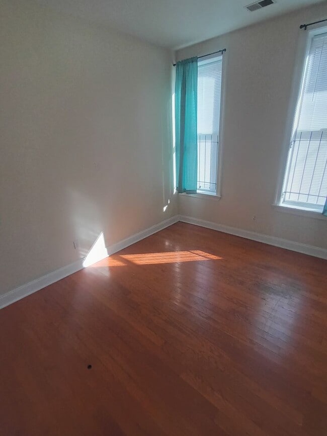 Photo - 1900 W Diamond St Unidad 1