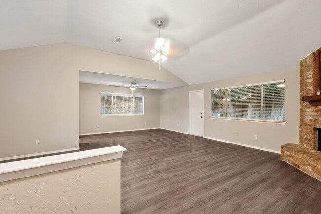 Photo - 2411 Cypressvine Dr